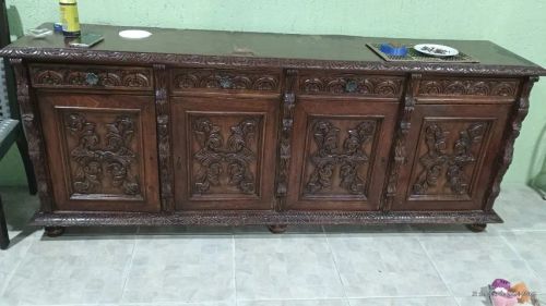 Móveis Entalhados a Mão (conj. balcão, mesa, 6 cadeiras)