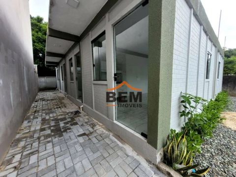 Apartamento com 1 dormitório para alugar, 32 m² por R$ 1.600,00/mês - Meia Praia - Navegan