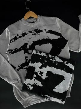 Camiseta Masculina Cinza com Estampa Abstrata