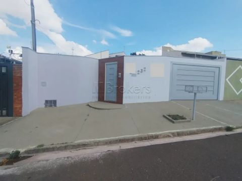 Residencia ampla no Jarim Paraíso!