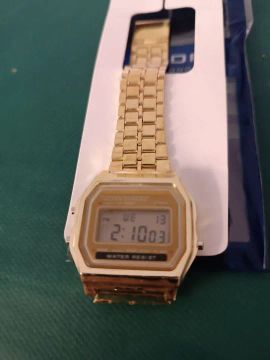 Relógio Digital Dourado Novo Entrega Grátis 