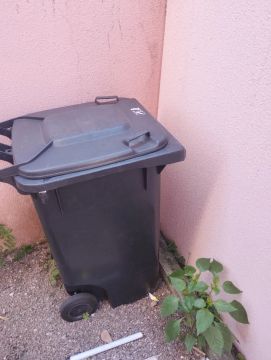Latão de lixo 