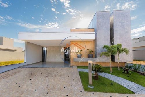 CASA TÉRREA DE ALTO PADRÃO EM CONDOMÍNIO VALE VERDE MOGI-GUAÇU