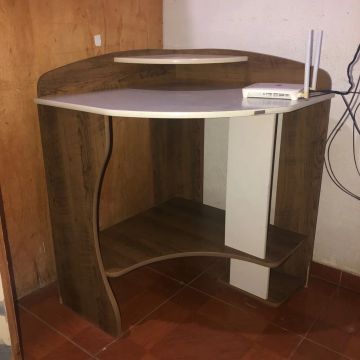 Escrivaninha / Mesa para computador