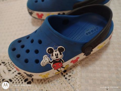 Sandália Crocs Mickey Mouse Azul Royal 