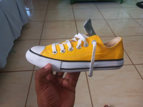 Tênis Converse All Star Amarelo