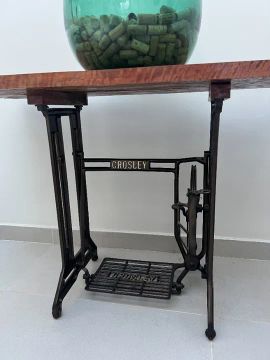 Pé de máquina restaurada
