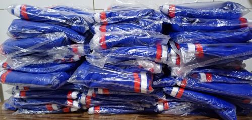 Calça escolar militarizada.