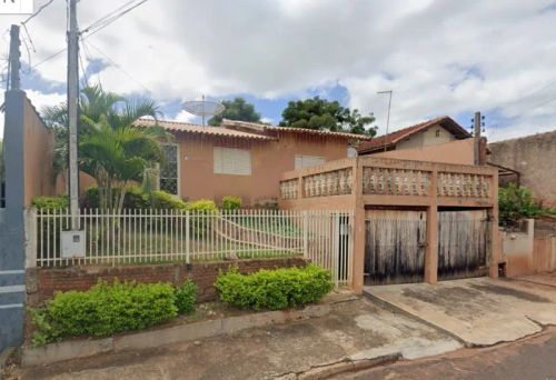 Vendo ou troco Casa em Cambara Paraná por casa na praia Matinhos Guaratuba Caioba