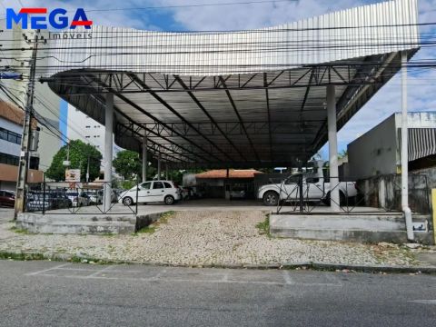 Galpão à venda, 846 m² no bairro Joaquim Távora - Fortaleza/CE