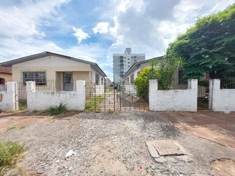 Casa em CENTRO