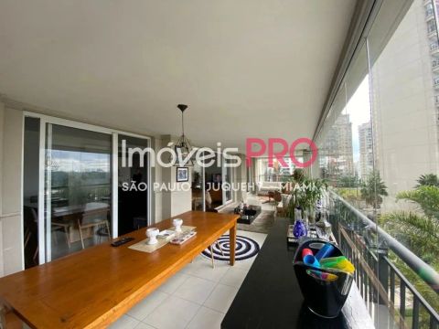 Apartamento no melhor do Panamby com 250m² condomínio clube lazer completo