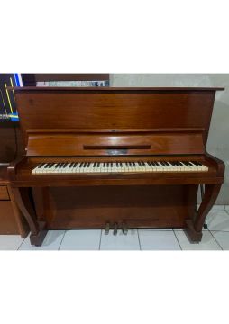 Piano acústico de armário