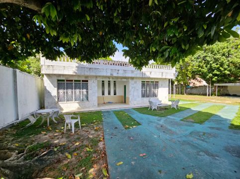 Terreno 4.000m² ao lado do cond. Family  Aleixo