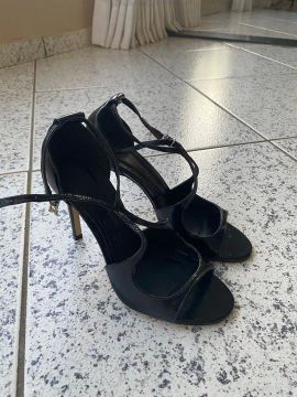 Sandália Santa Lolla preta