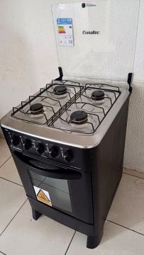 Fogão 4 Bocas, bem Novinho, Entrego 