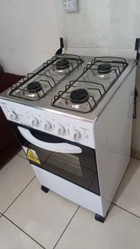 Fogão 4 Bocas elétrico , Novinho. Entrego 