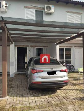 Sobrado com 2 dormitórios à venda, 73 m² por R$ 212.000,00 - Universitário - Lajeado/RS
