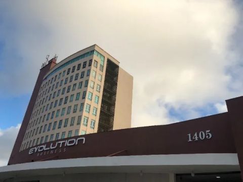 LOJA Evolution Business (ao lado Shop. Ponto Alto)- CONDOMÍNIO E IPTU INCLUSO