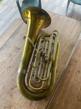 Tuba marca schiefer 3/4 sib em excelente estado