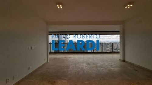 APARTAMENTO - PANAMBY - SP