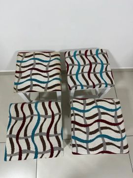 Conjunto de 4 Banquetas Decorativas