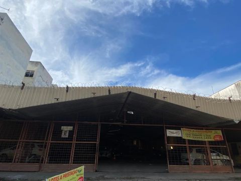 Galpão para aluguel no centro de Teófilo Otoni