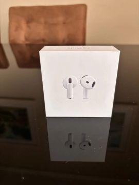 AirPods 4