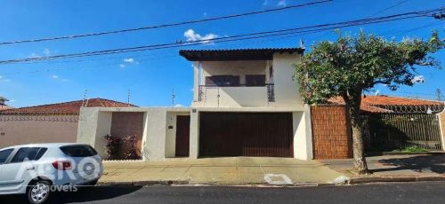 Casa com 4 dormitórios à venda, 245 m² por R$ 530.000,00 - Vila Pacífico - Bauru/SP