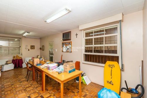 Sala comercial em frente a Redenção próximo a Avenida João Pessoa