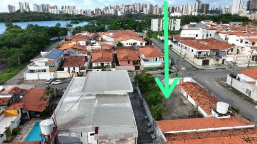 Lote com 700 m² no Renascença I, São Luís - MA .