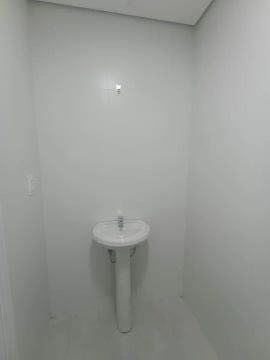 AP na frente da UFSC