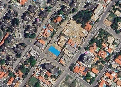 Imóvel para venda possui 360 metros quadrados em Atalaia - Aracaju - SE