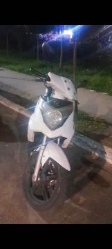 Vende - se ou troco em carro com volta minha 