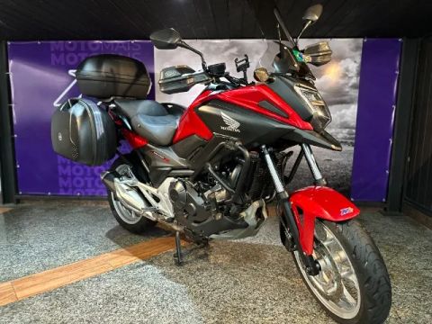 NC 750 Totalmente equipada