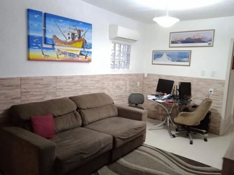 CASA, 5 DORMITÓRIOS, 2 VAGAS DE GARAGEM, BAIRRO CAVALHADA, PORTO ALEGRE/RS OPORTUNIDADE! E