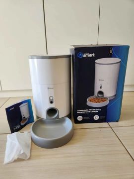 Comedouro Pet KaBuM! Smart 700, Branco - Wifi, Câmera 720p, Programação de porção