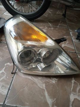 Farol Direito Kia Carnival 2011 2012 