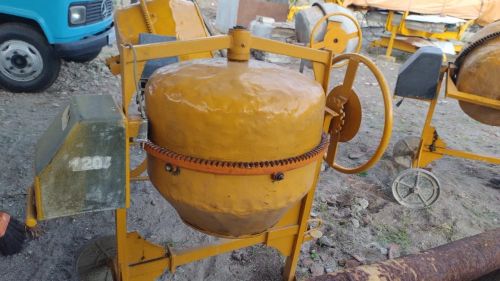 Betoneira 120 l, para construção - Excelente estado