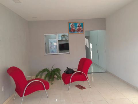 Casa à Venda em Estância/SE - Ótima Localização, Pronta para Morar!