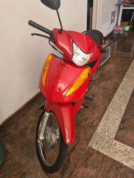 Raridade - Honda C100 Es, 2013 com kilometragem baixa