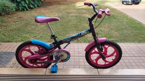 Bicicleta Infantil Caloi Monster High, aro 16.