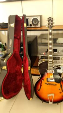 Guitarra Acústica Tagima Jazz 1900 Jazz Vsb Blues Series com Case