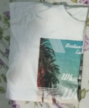 Vendo essa camiseta da Hering 100% algodão tamanho PP por apenas 50 reais