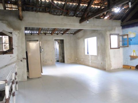 Prédio EM EXCELENTE PONTO no bairro Farroupilha, com 130,67 m². Apartamento duplex com ent