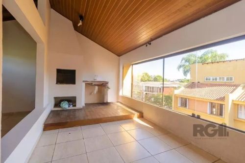Semi mobiliado de 166,00m², em CONDOMÍNIO FECHADO, com 3 dormitórios sendo uma suíte grand