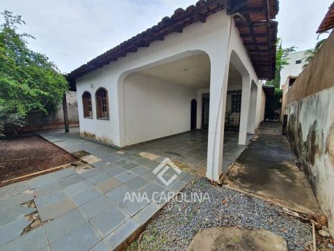 Casa à venda com 4 dormitórios em Ibituruna, Montes claros cod:1138