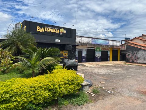 Alugo loja sem burocracia ao  da distribuidora BOB ESPONJAna etapa B