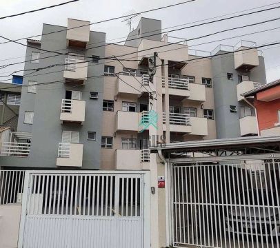 Apartamento bem distribuído com 92m² composto por 3 quartos sendo 1 suíte, à venda por R$ 