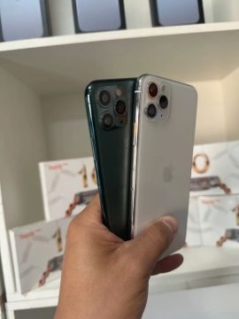 IPhone 11 Pro Max $ 1999,00 Semi novo 